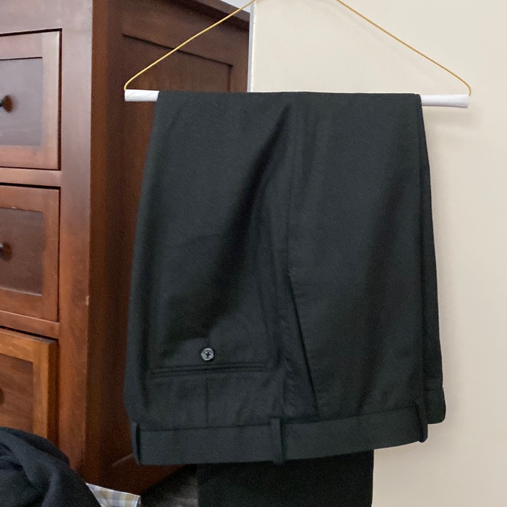 Trunk Club custom dress pants in black